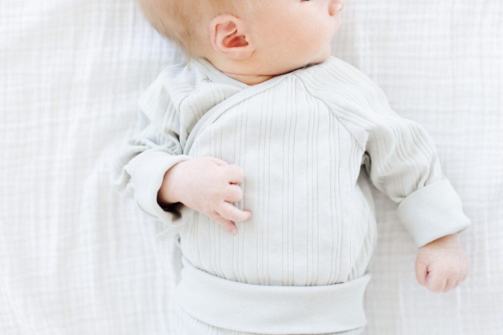 baby details. White Space Studios Bountiful newborn session.